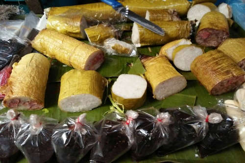 photo of beras ketan hitam di dalam plastik