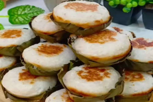photo of bika bakar at the leaf